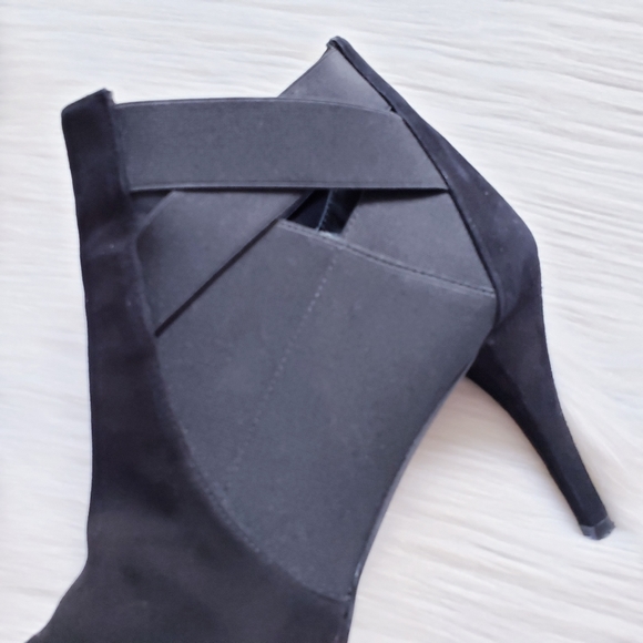 Stuart Weitzman Black Suede Platform Bootie - Picture 5 of 6